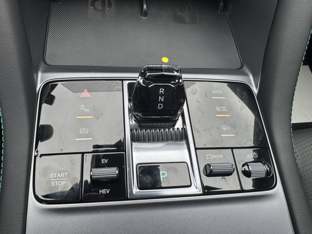 BYD SEAL U