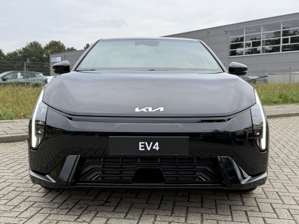 Kia EV4