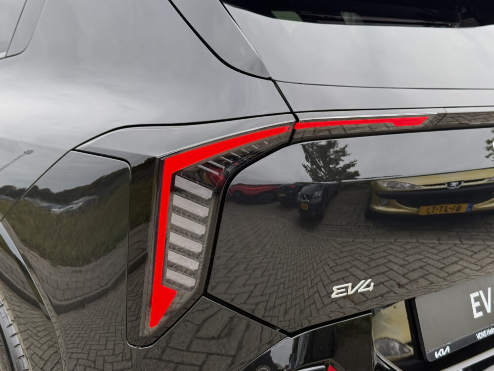 Kia EV4