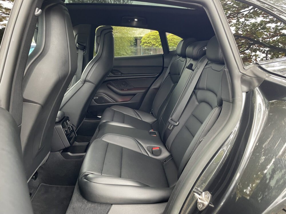 Porsche Taycan Cross Turismo