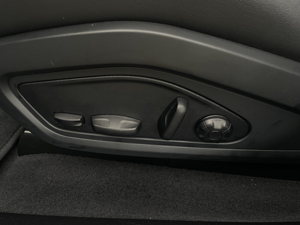 Porsche Taycan Cross Turismo