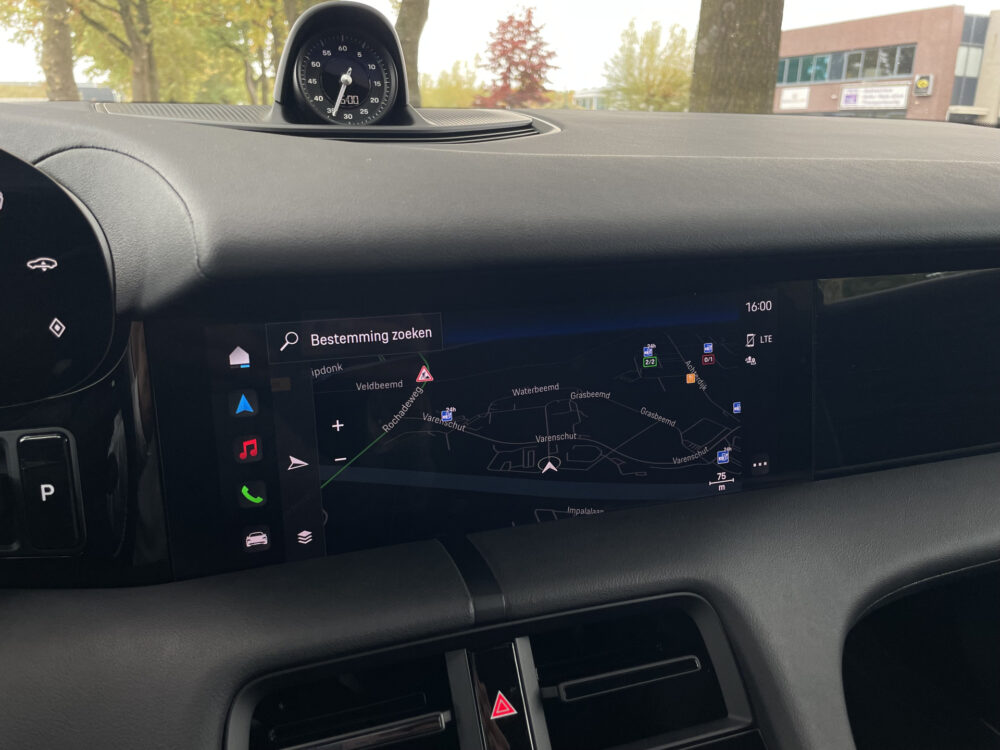 Porsche Taycan Cross Turismo