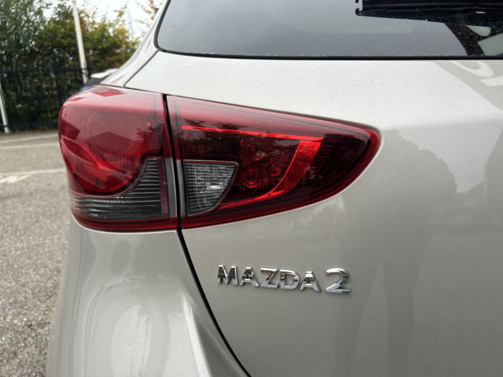 Mazda 2