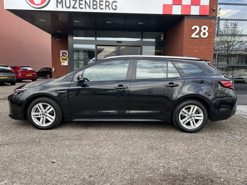 Toyota Corolla Touring Sports