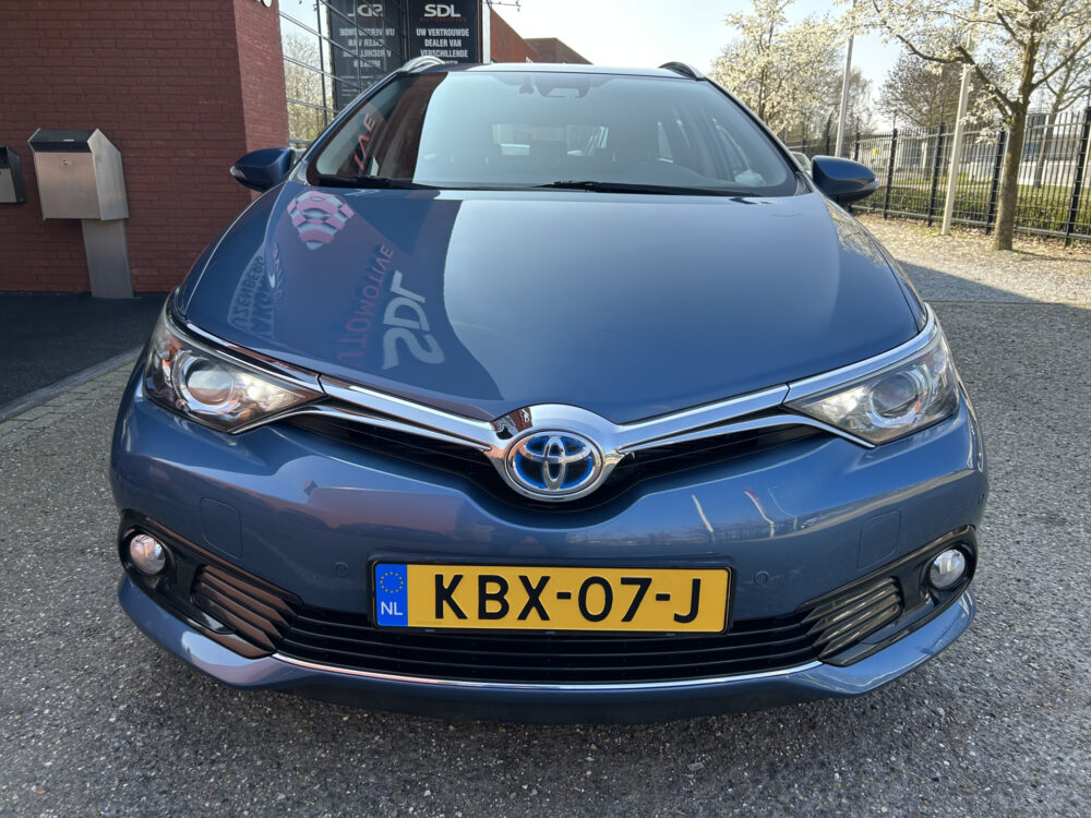 Toyota Auris Touring Sports