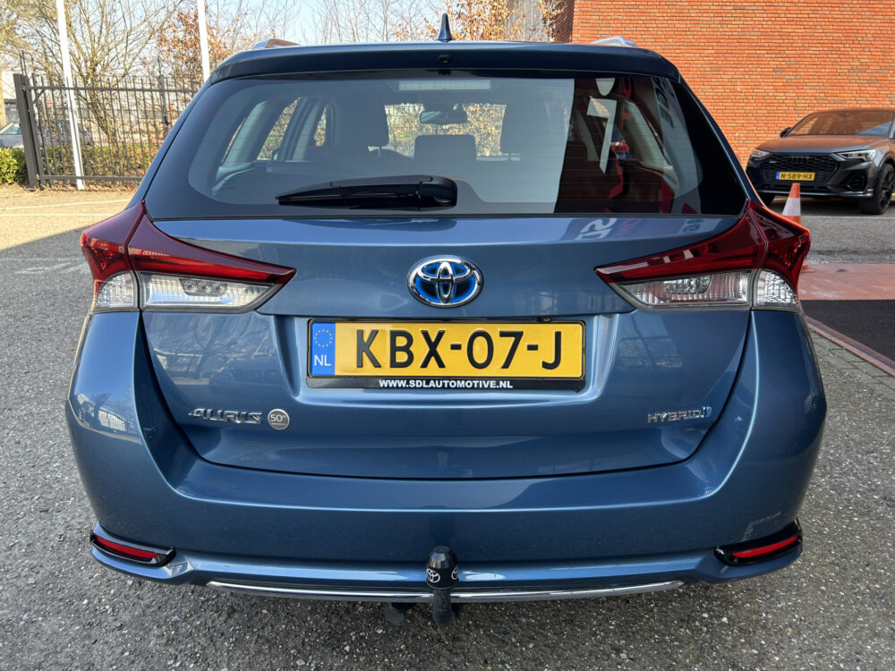Toyota Auris Touring Sports