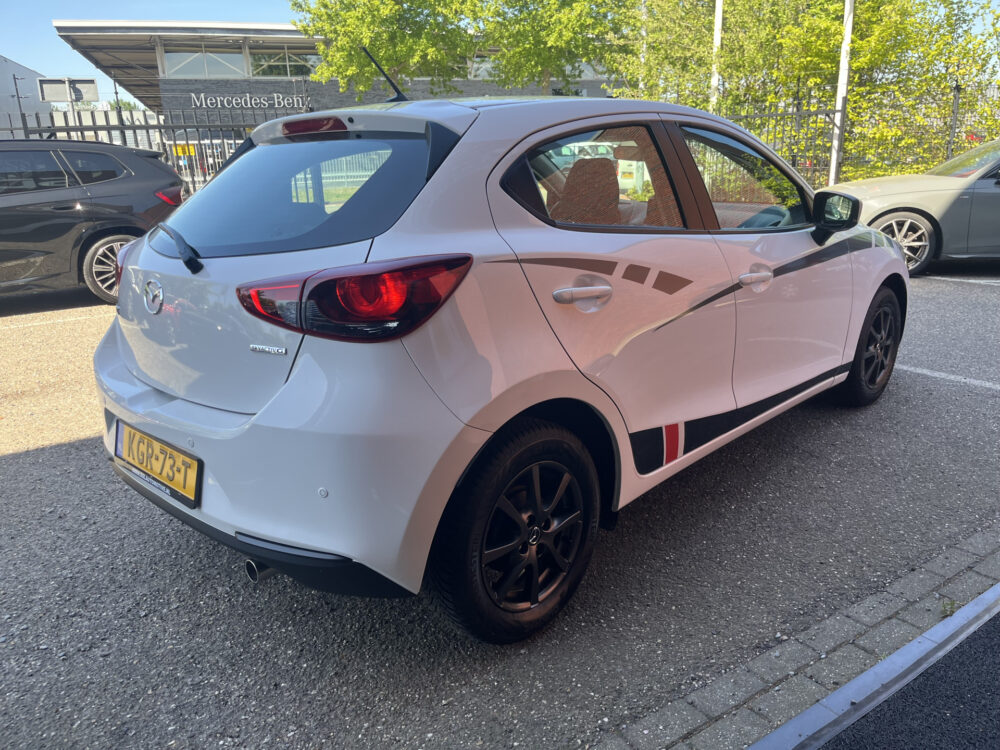 Mazda 2