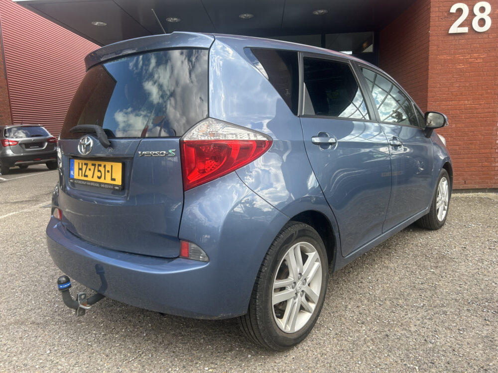 Toyota Verso-S