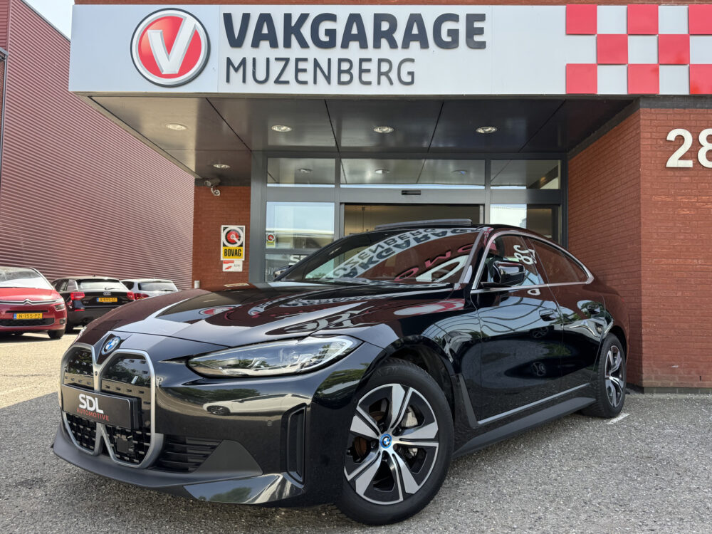 BMW i4