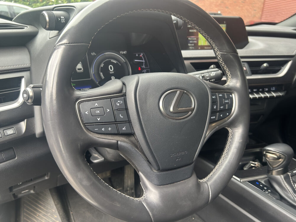 Lexus UX