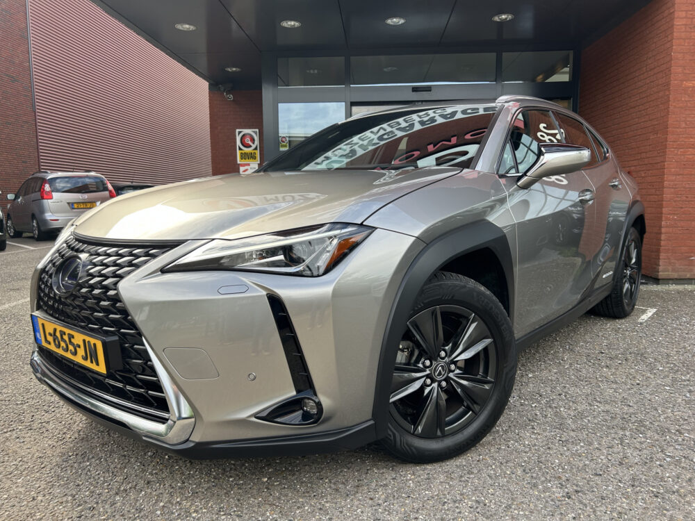 Lexus UX