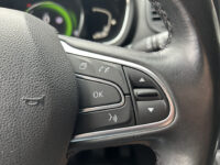 54523297-renault-scenic-2017