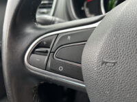 54523297-renault-scenic-2017