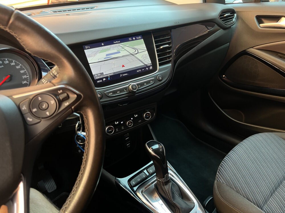 Opel Crossland X