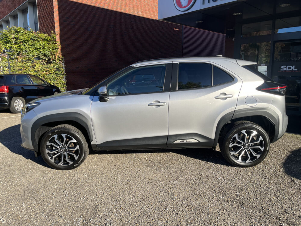55352790-toyota-yaris-cross-2025