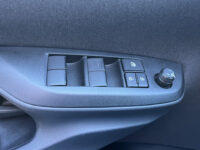 55357587-toyota-yaris-cross-2025