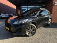 55502915-ford-kuga-2022