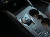 55502915-ford-kuga-2022