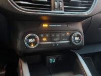 55502915-ford-kuga-2022