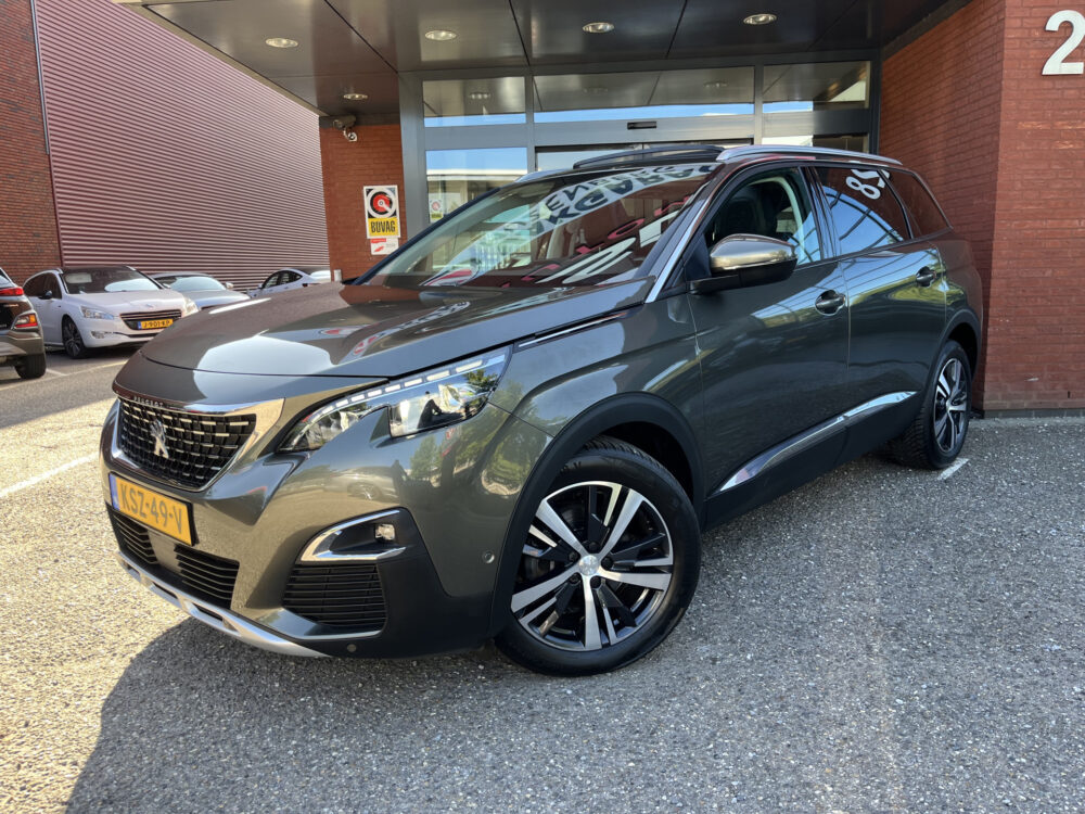 55553961-peugeot-5008-2019