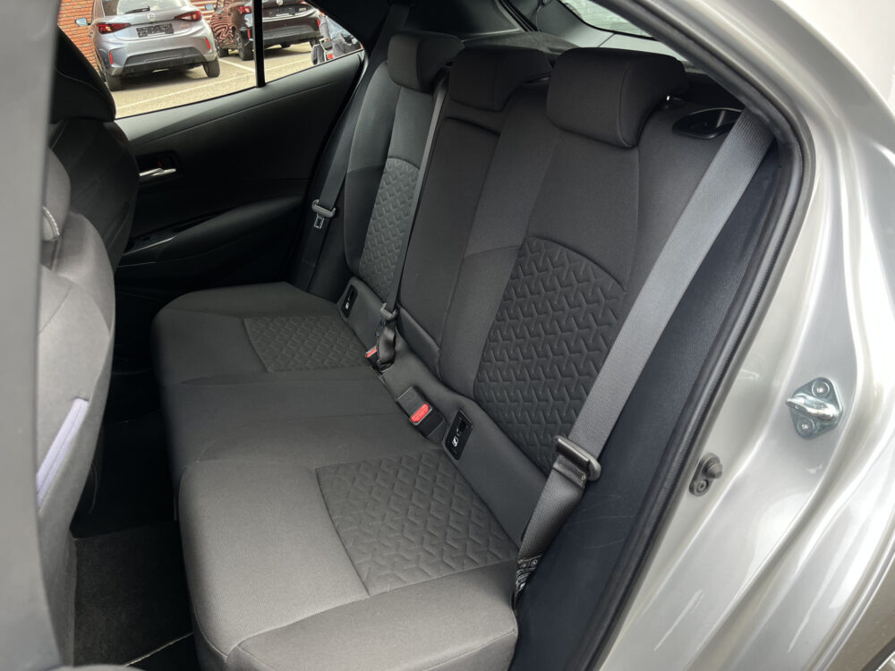 55723313-toyota-corolla-2019