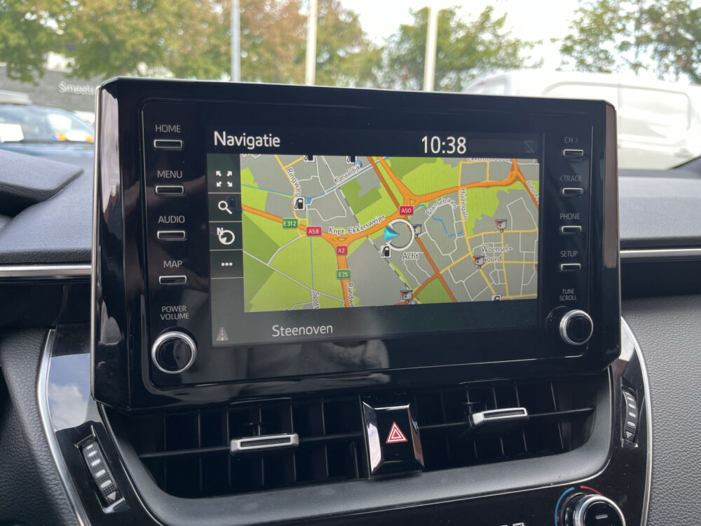 55723313-toyota-corolla-2019