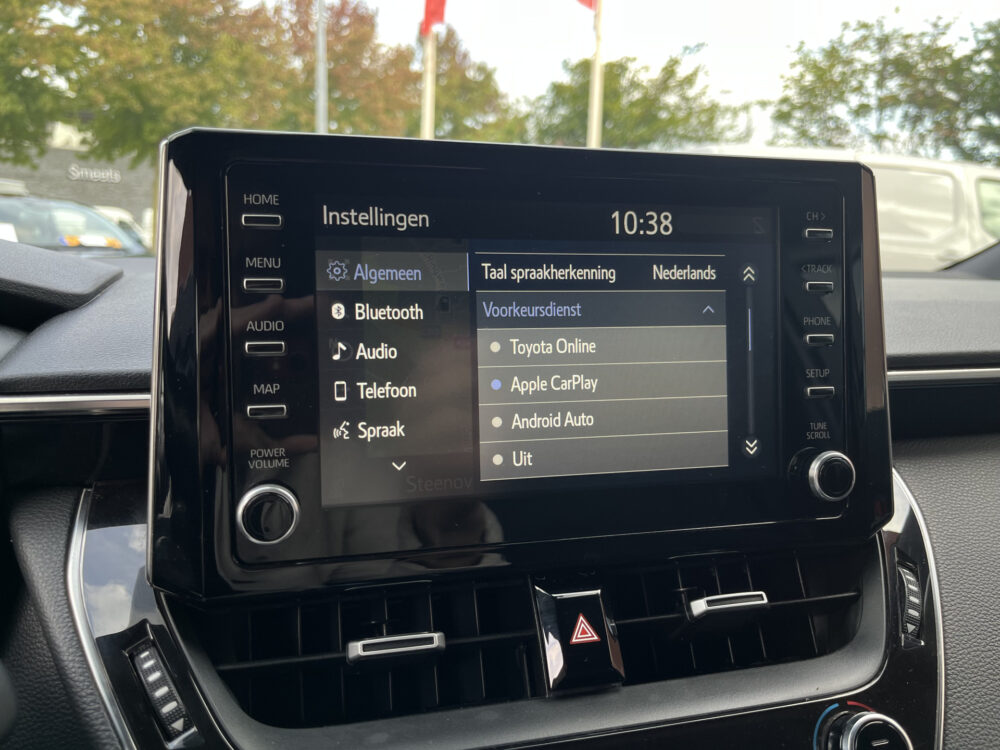 55723313-toyota-corolla-2019