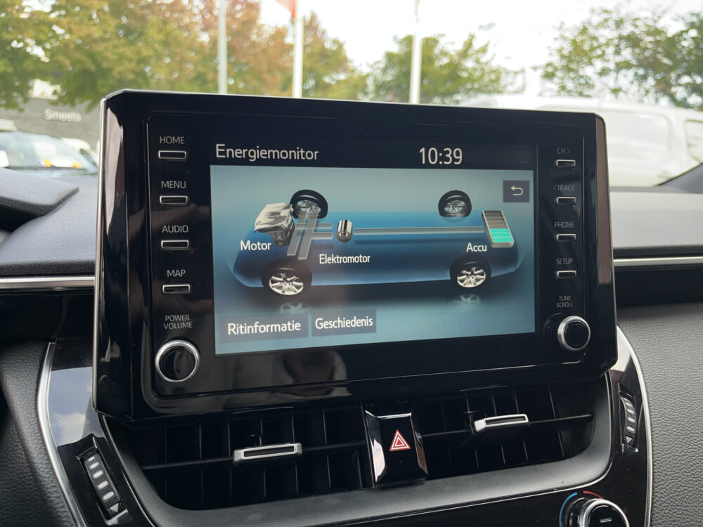 55723313-toyota-corolla-2019