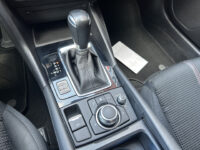 55728017-mazda-3-2018