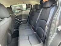 55728017-mazda-3-2018