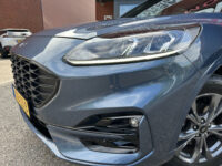 55869979-ford-kuga-2022