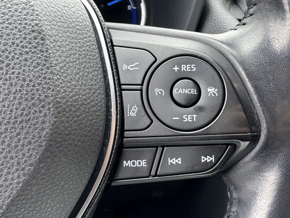 55921450-toyota-rav4-2019