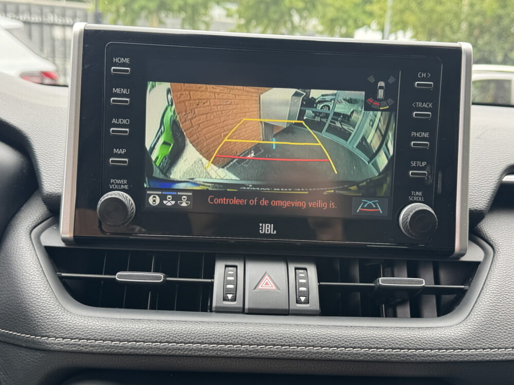 55921450-toyota-rav4-2019