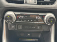 55921450-toyota-rav4-2019