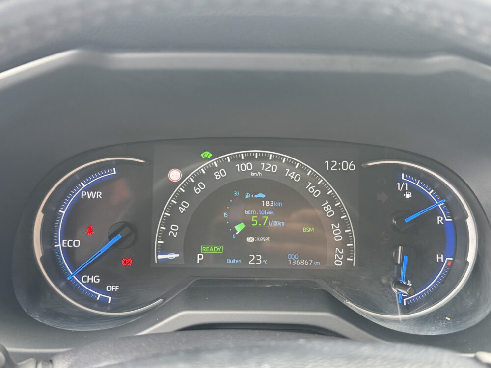 55921450-toyota-rav4-2019