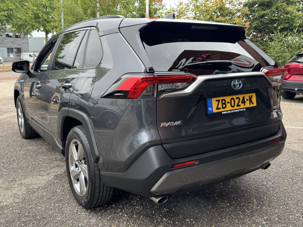 55921450-toyota-rav4-2019