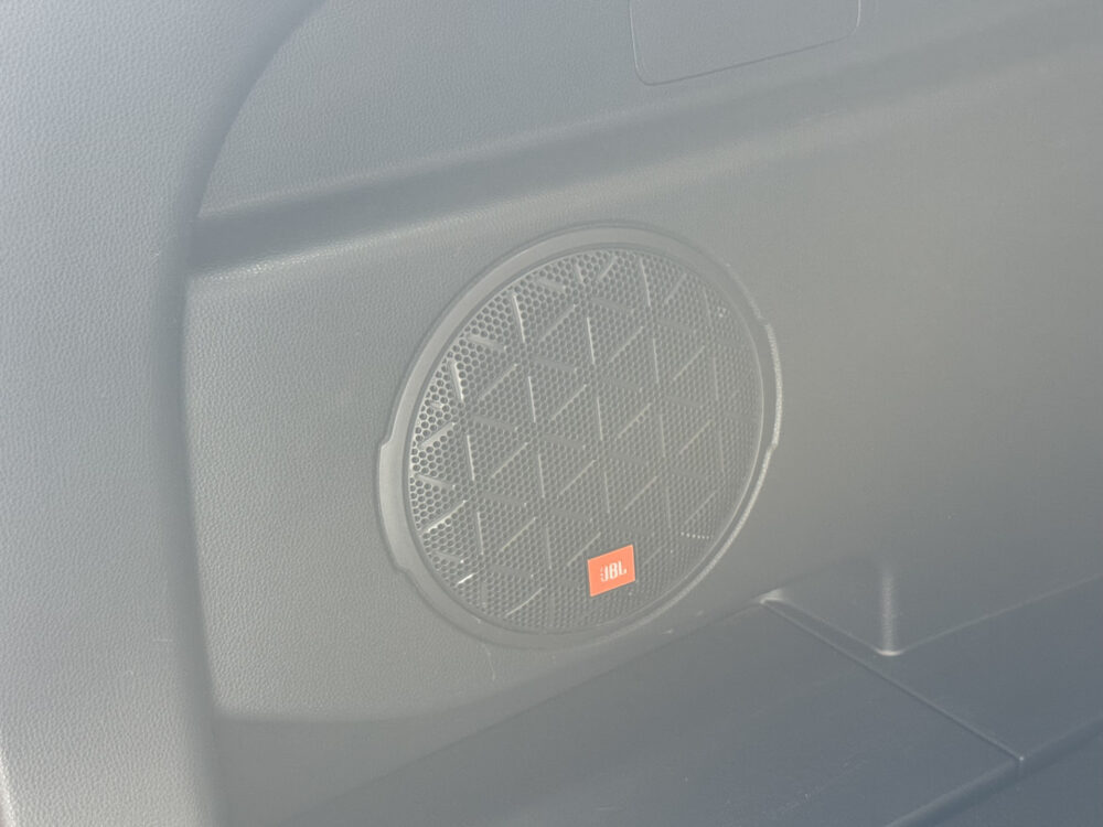 55921450-toyota-rav4-2019