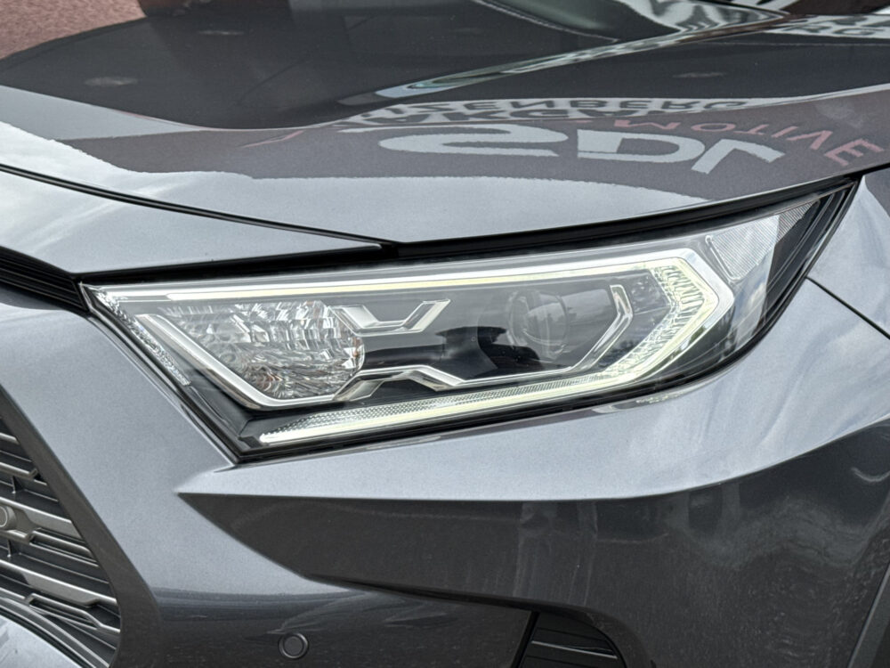 55921450-toyota-rav4-2019