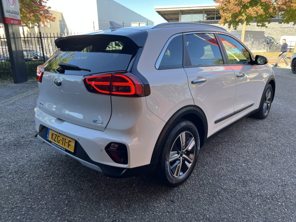55946280-kia-niro-2019