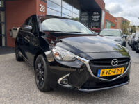 56024572-mazda-2-2019