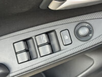 56024572-mazda-2-2019
