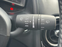 56024572-mazda-2-2019