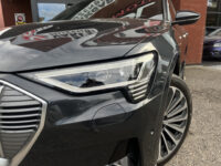56194232-audi-e-tron-2022