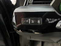 56194232-audi-e-tron-2022