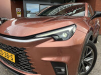 56257844-lexus-lbx-2025