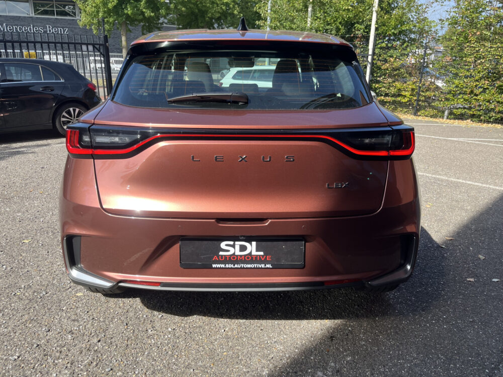 Lexus LBX