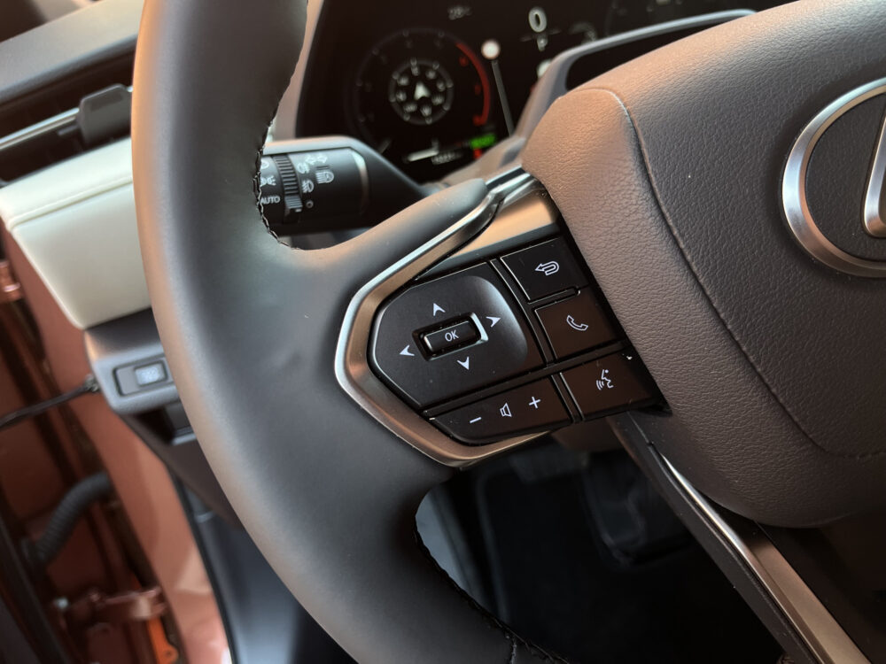 Lexus LBX