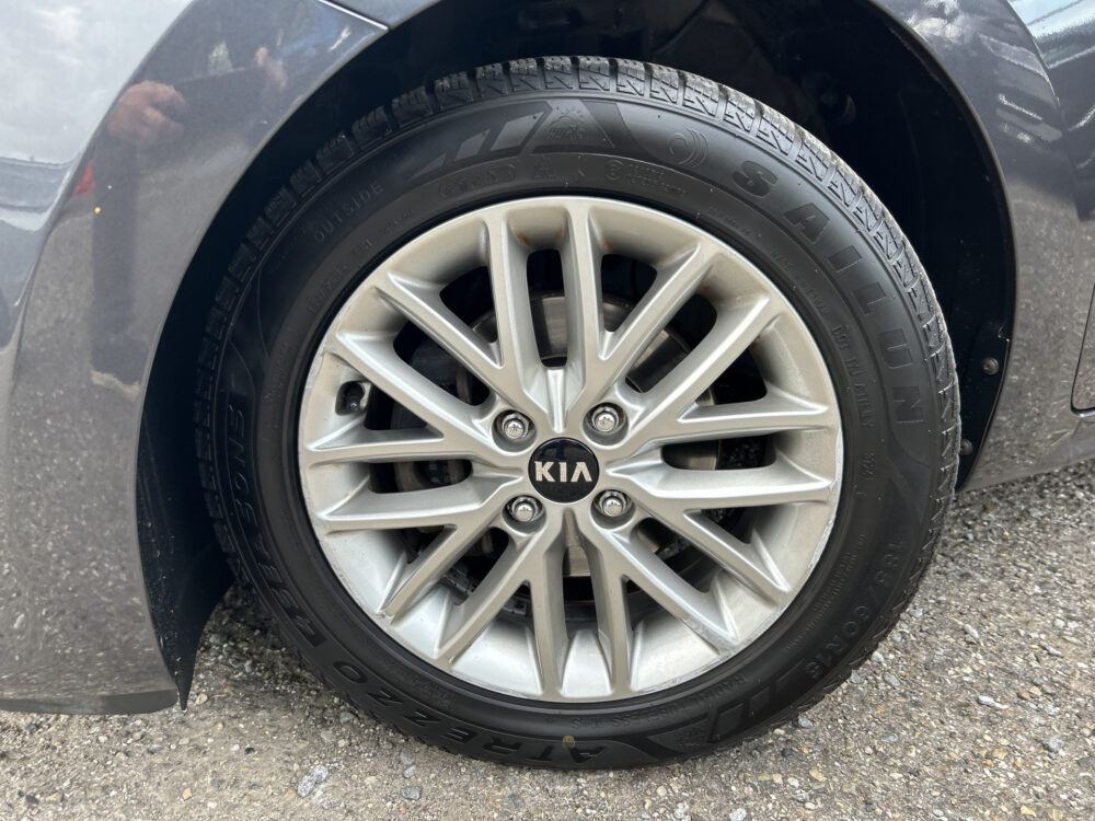 56297841-kia-rio-2017