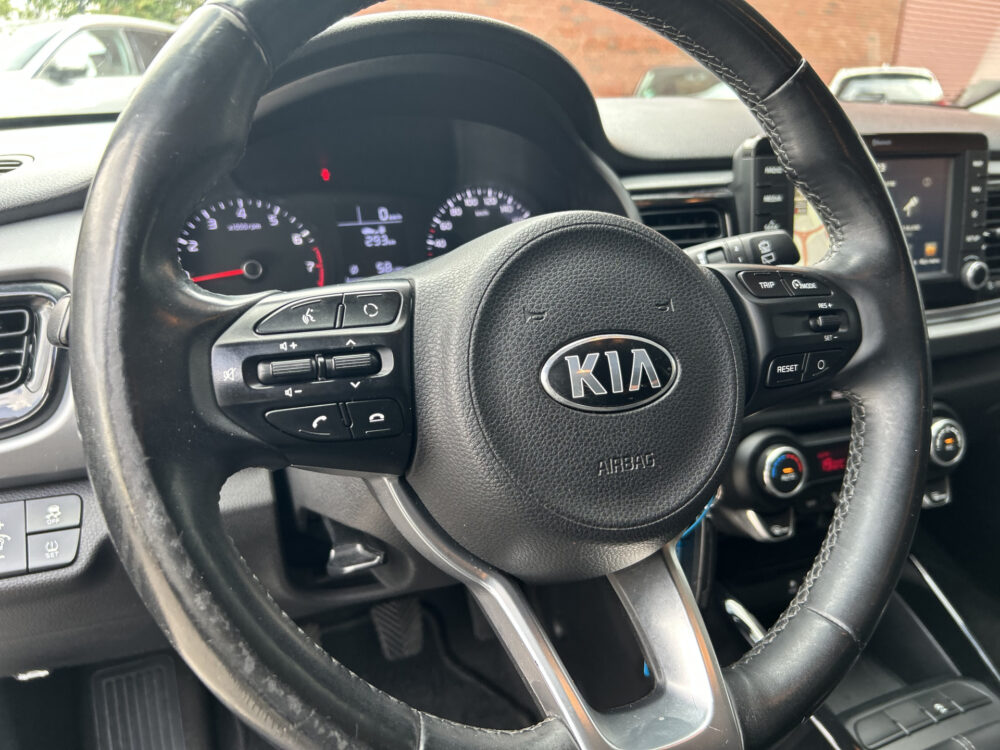 56297841-kia-rio-2017