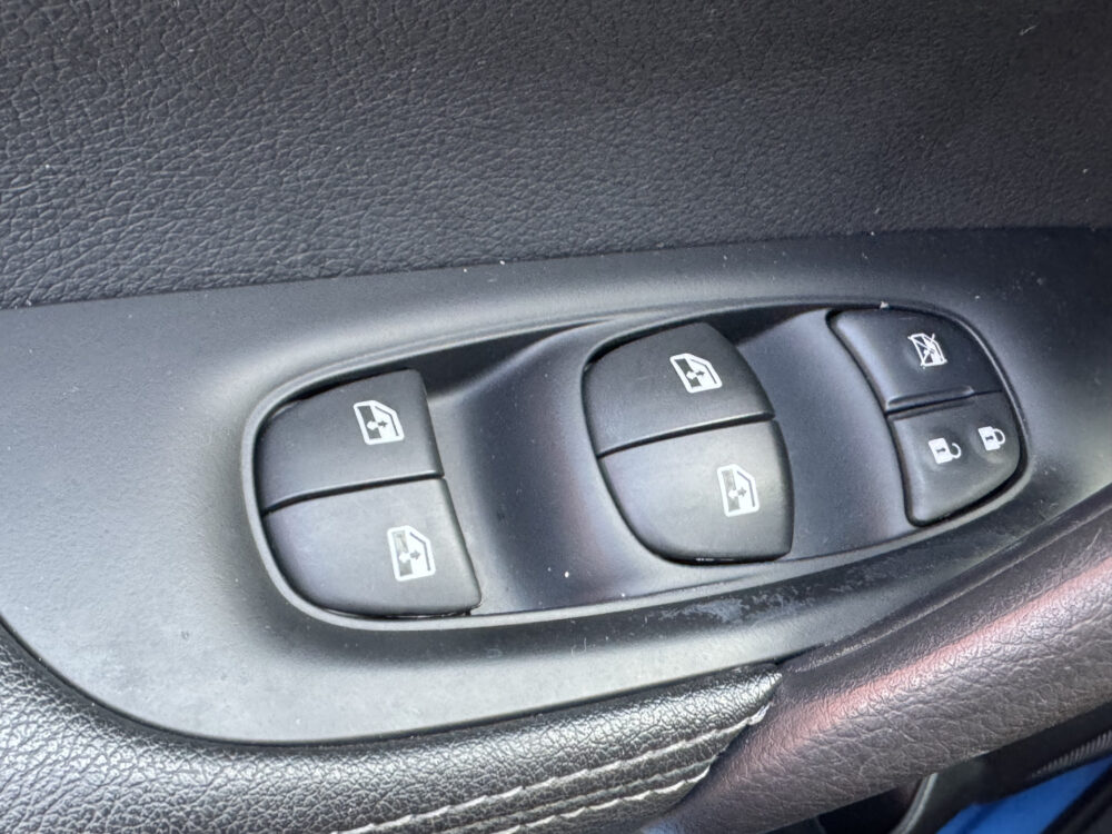 56333178-nissan-qashqai-2020